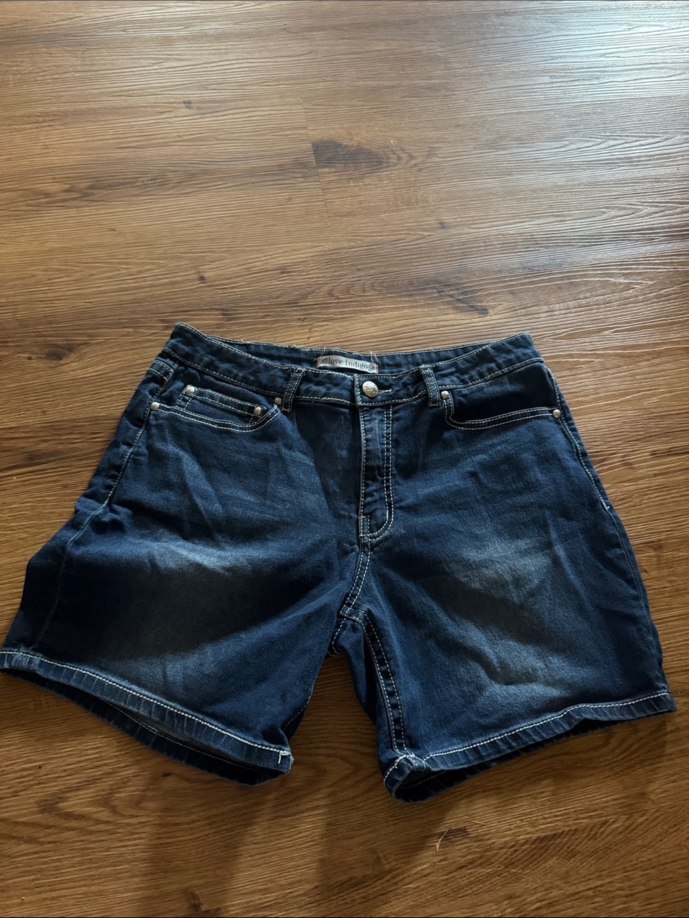 Love Indigo dark blue denim jeans with contrast stitching
